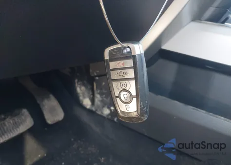 2019 Ford F-250 Lariat z USA, uszkodzony, nr VIN 1FT7W2B68KEG34902